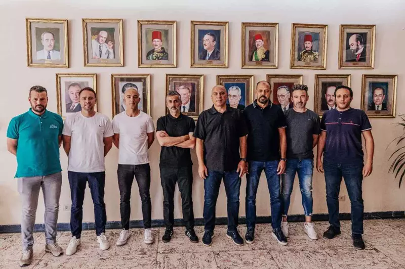 الجهاز الفني للأهلي بقيادة ريبييرو