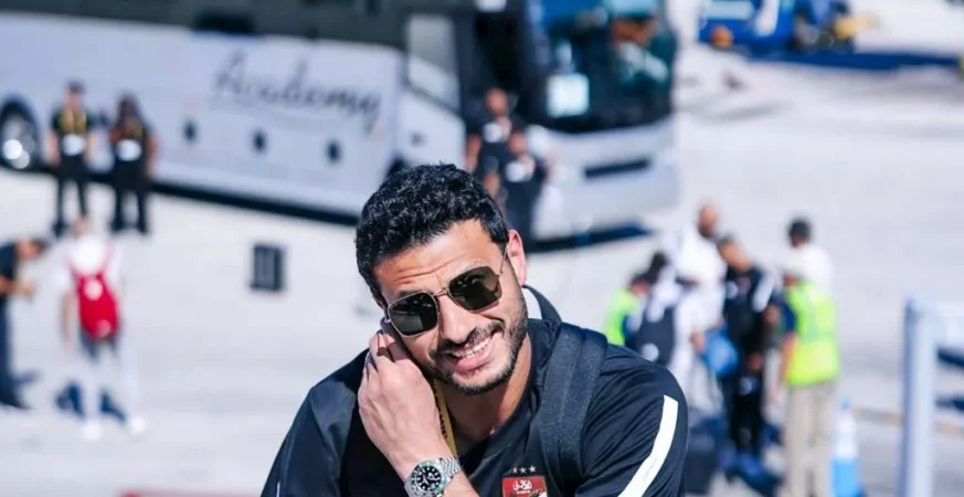 حارس مرمي الأهلي محمد الشناوي