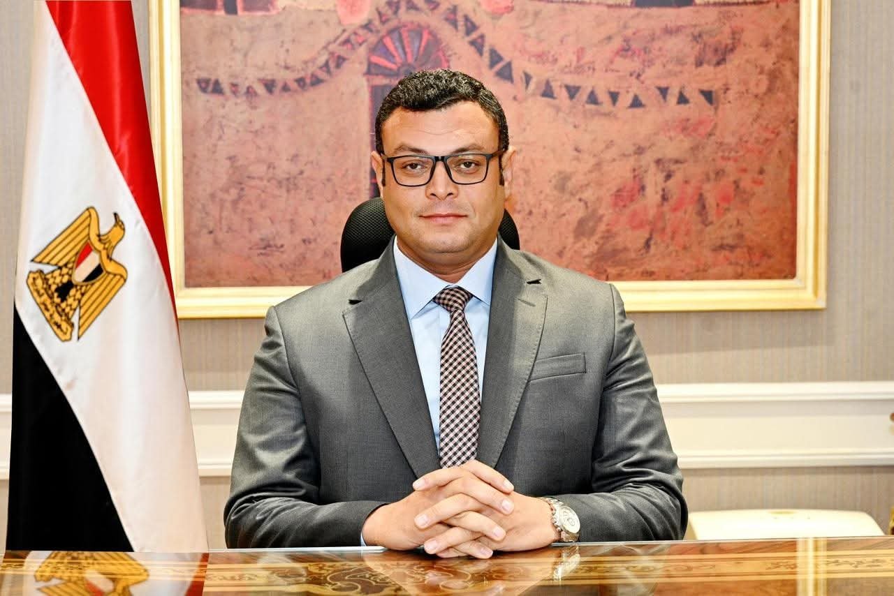 الجوازة باظت.. عرض مسرحي ساخر على خشبة مسرح الحياة